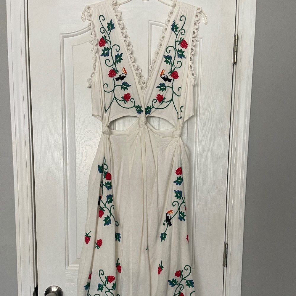 Like new Farm Rio maxi dress size small